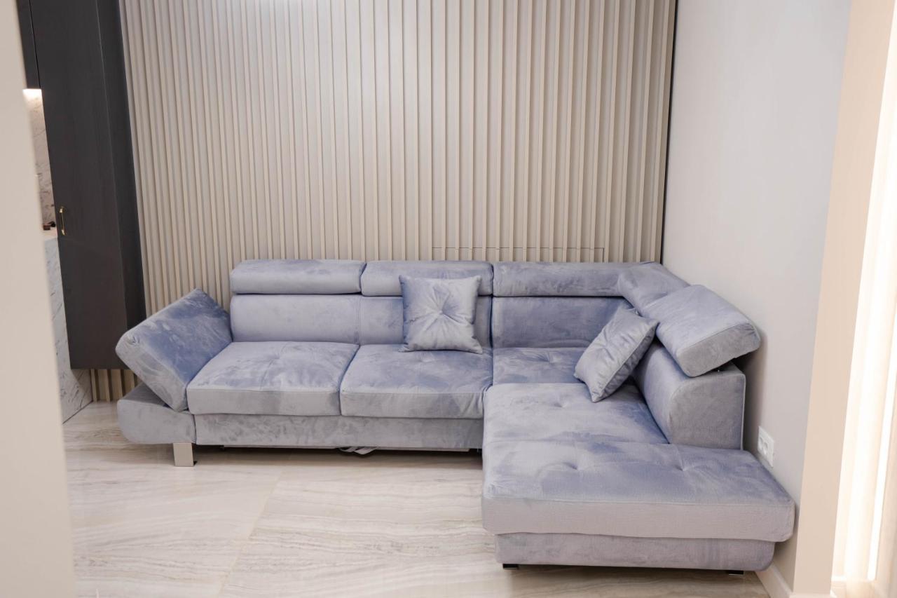 Deluxe Aparthotel Marwell Residence Suceava Luaran gambar