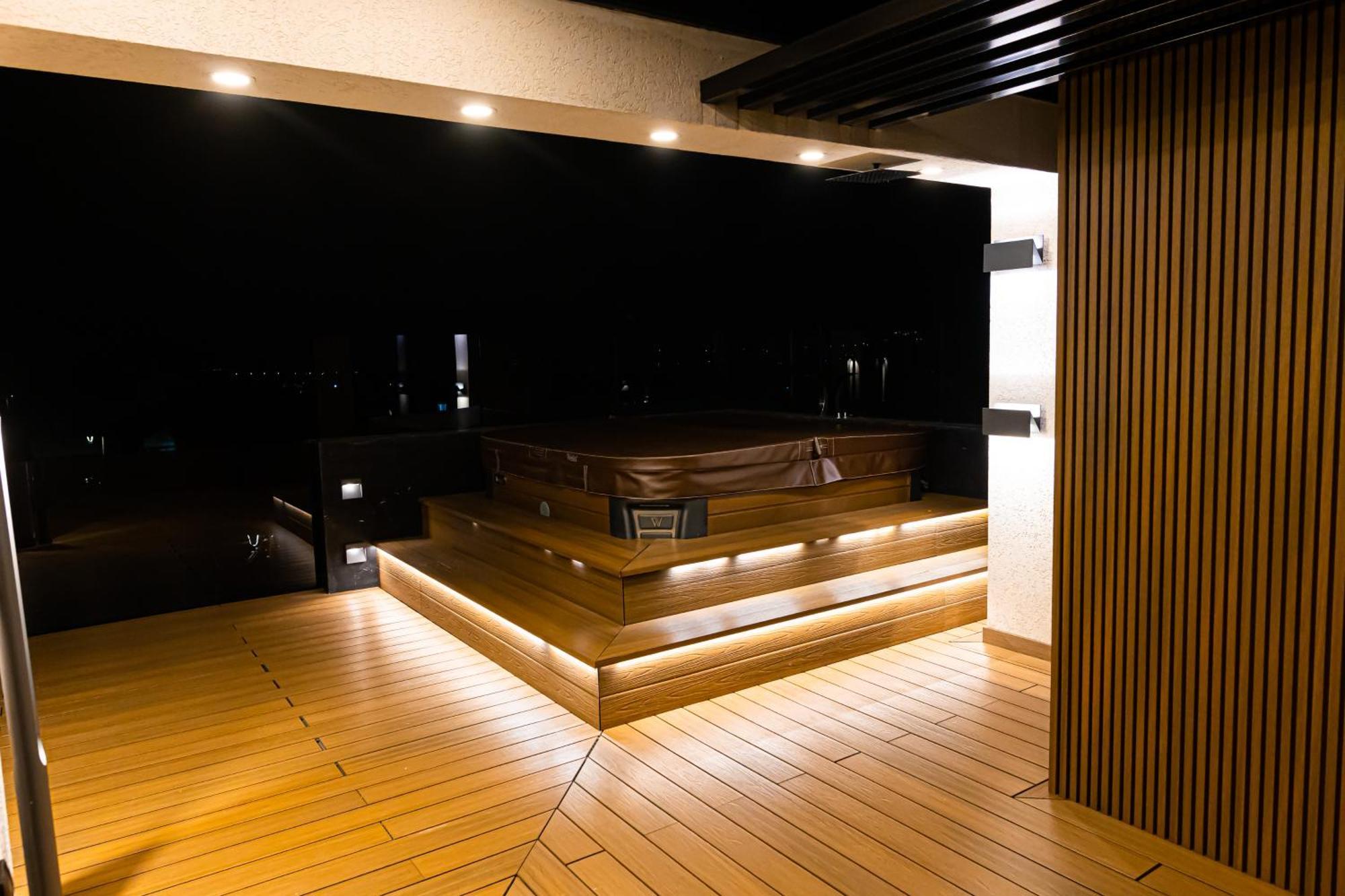 Deluxe Aparthotel Marwell Residence Suceava Bilik gambar