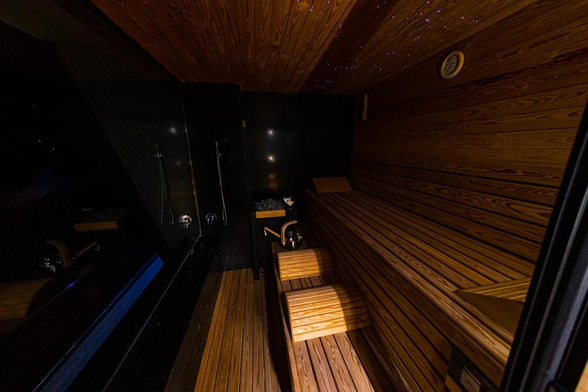 Deluxe Aparthotel Marwell Residence Suceava Bilik gambar