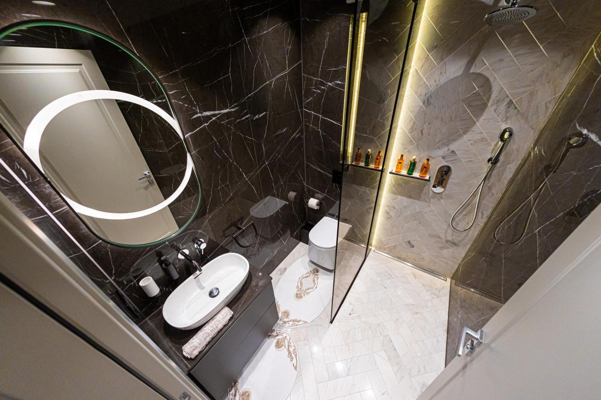 Deluxe Aparthotel Marwell Residence Suceava Bilik gambar